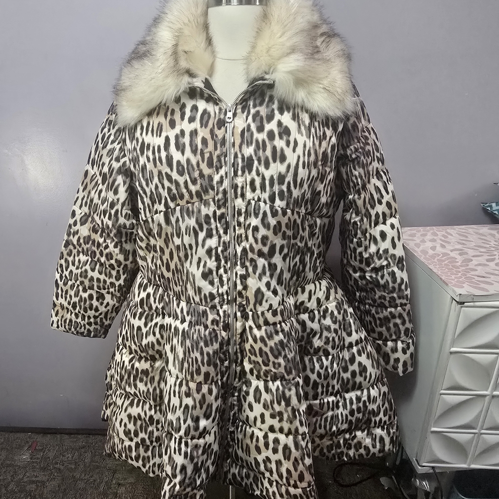 VENUS Leopard Print Puffer Coat with Fur Trim